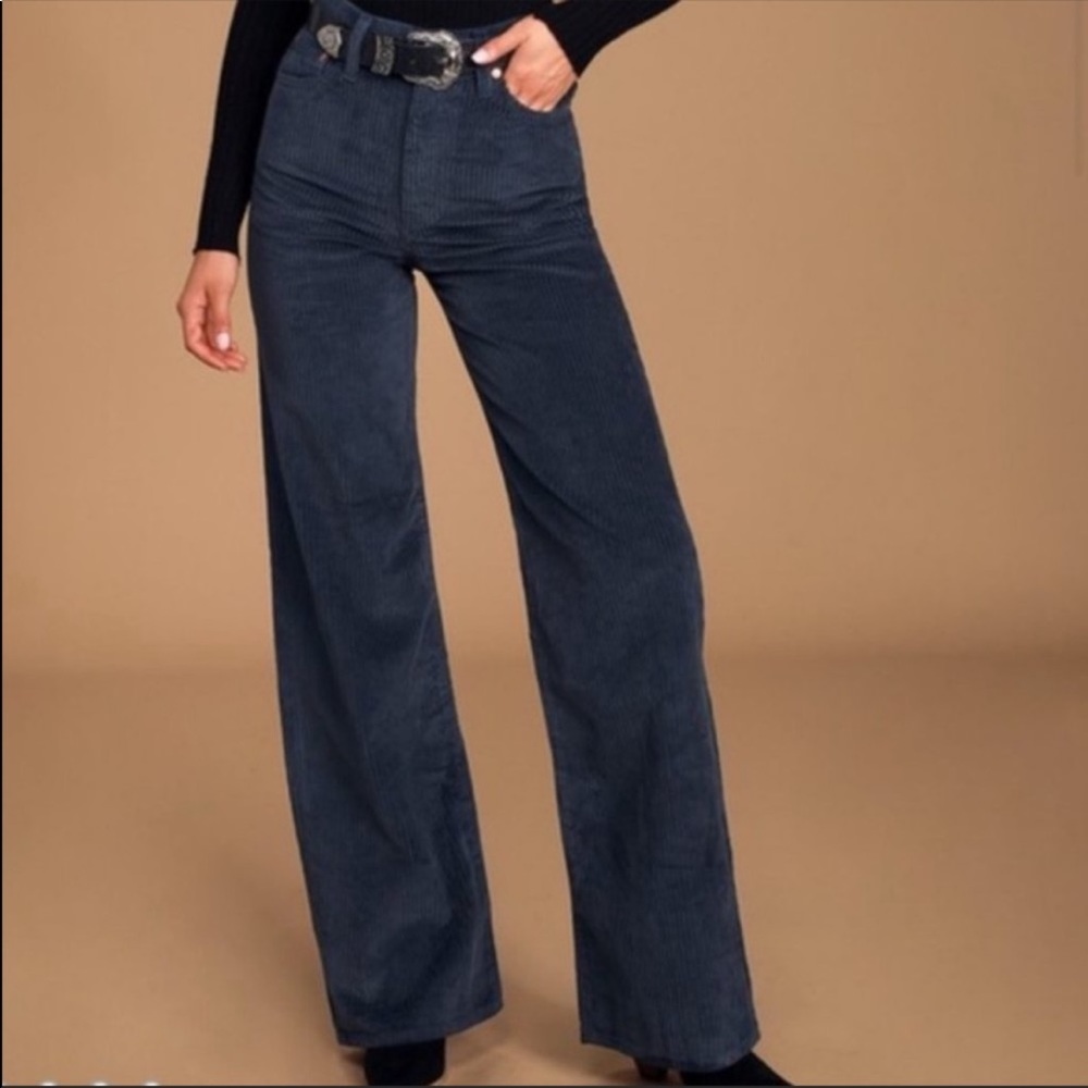 NWT Levi's Premium RIBCAGE WIDE LEG CORDUROY PANTS